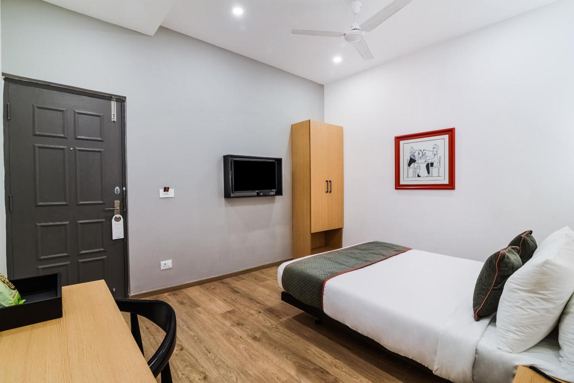 Super Townhouse Xotel Chennai Esterno foto