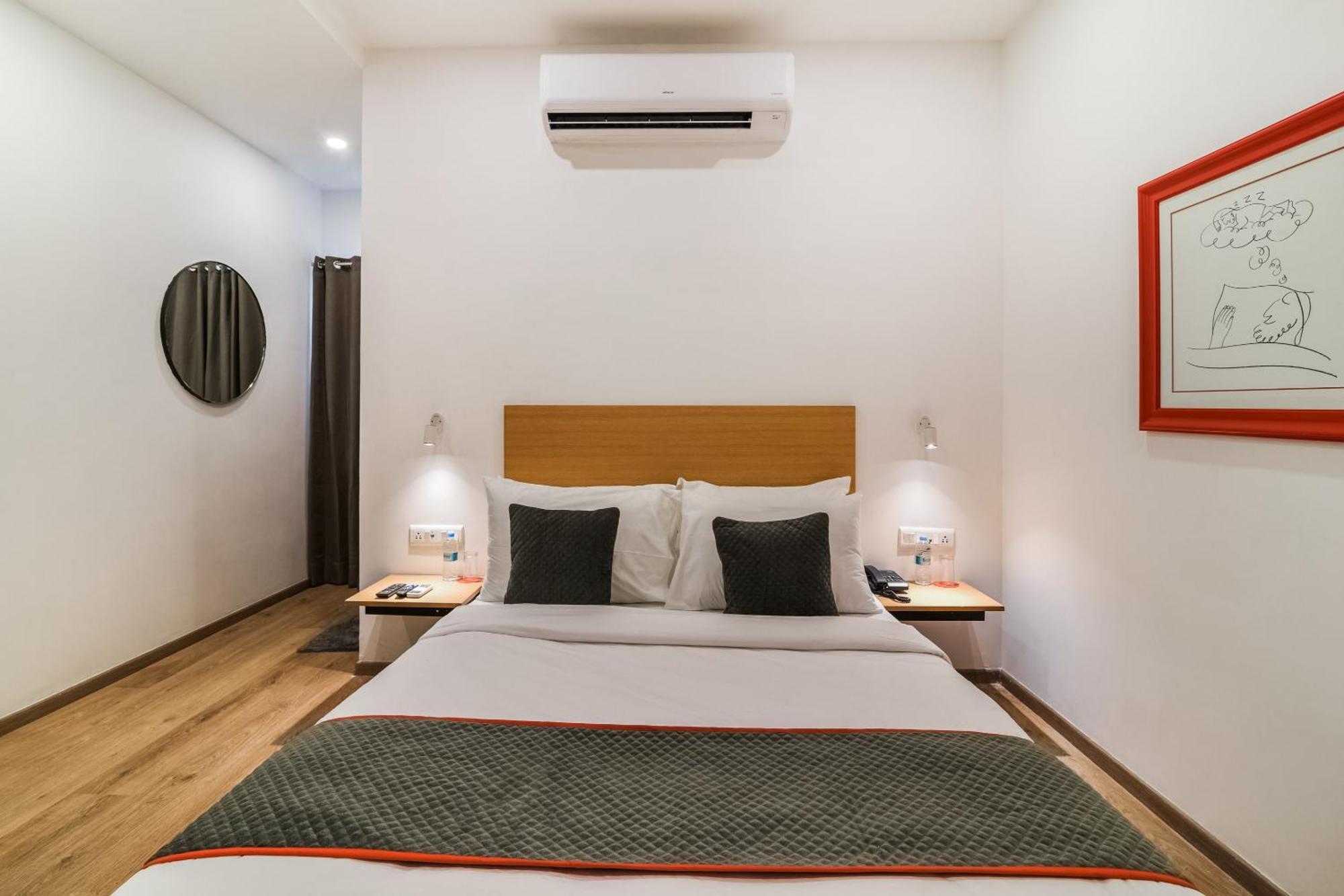 Super Townhouse Xotel Chennai Esterno foto