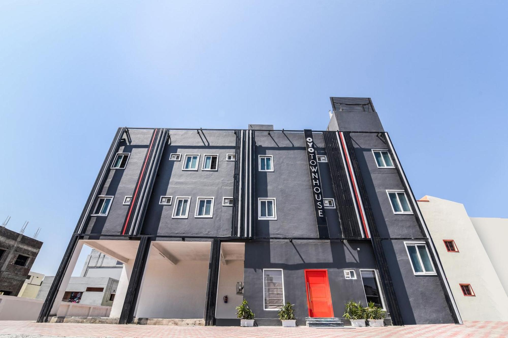 Super Townhouse Xotel Chennai Esterno foto